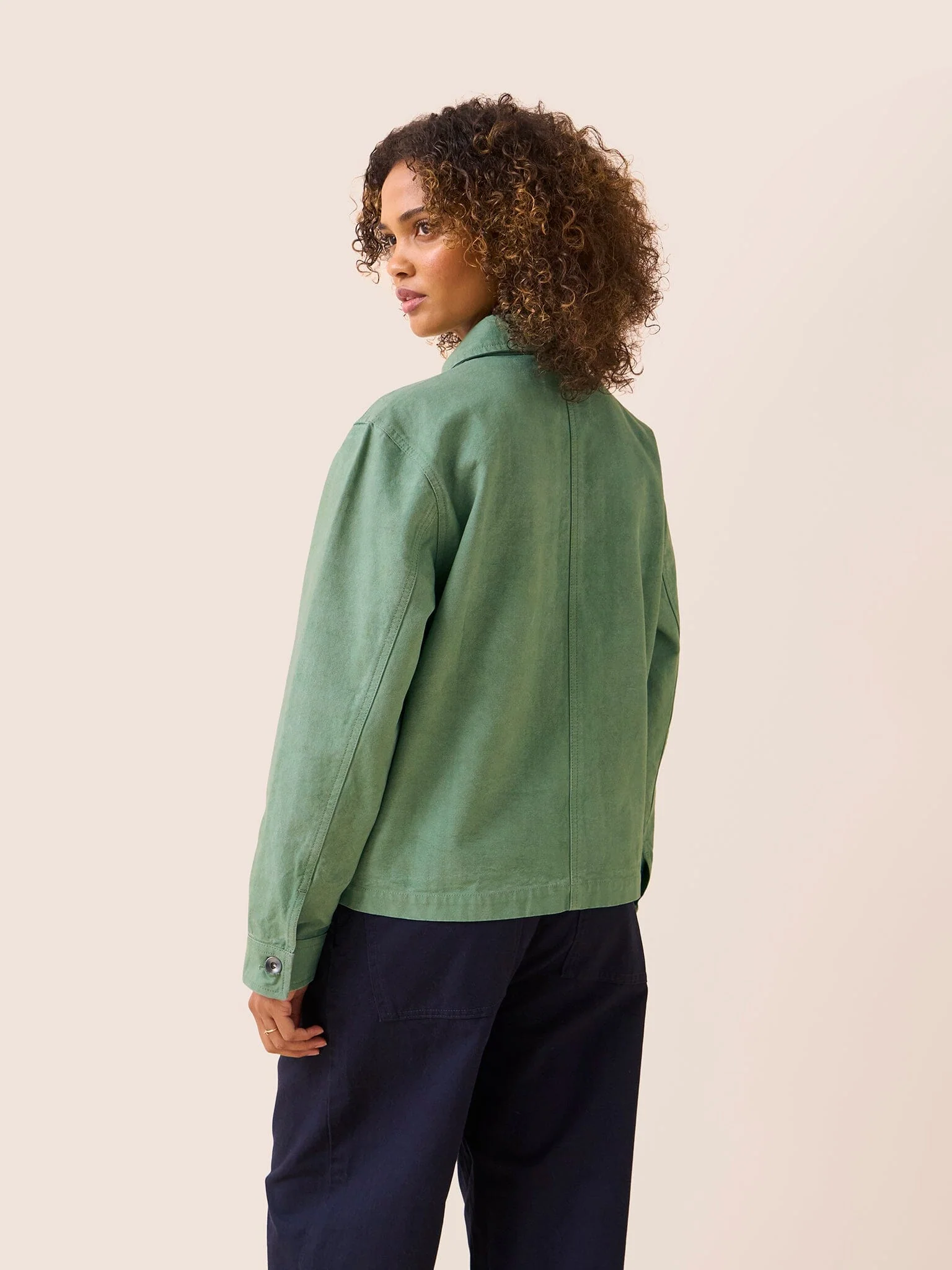 Avignon Cotton Pocket Chore Jacket in Green - Image 3