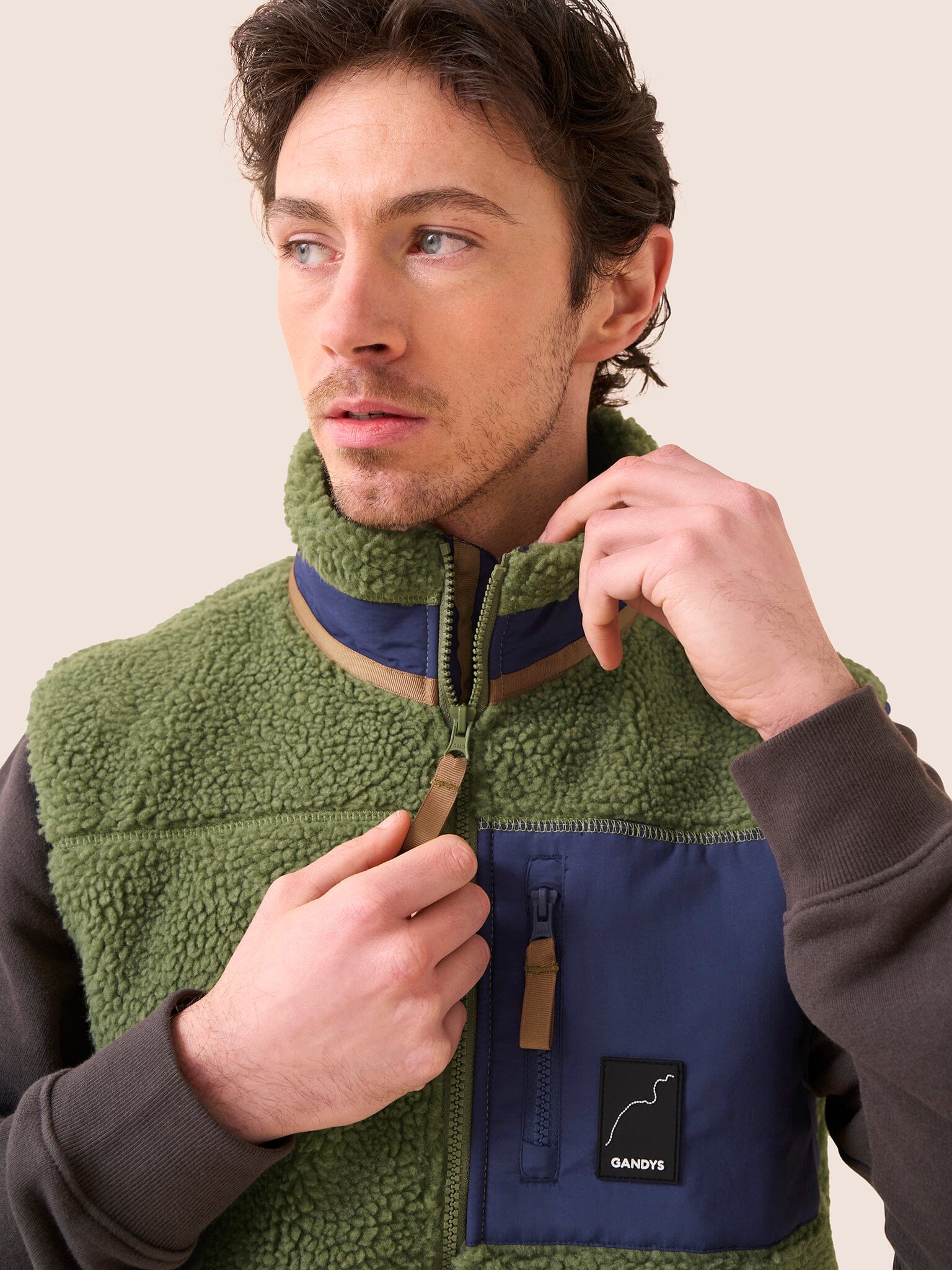 Boston Recycled Fleece Gilet in Green - Image 3