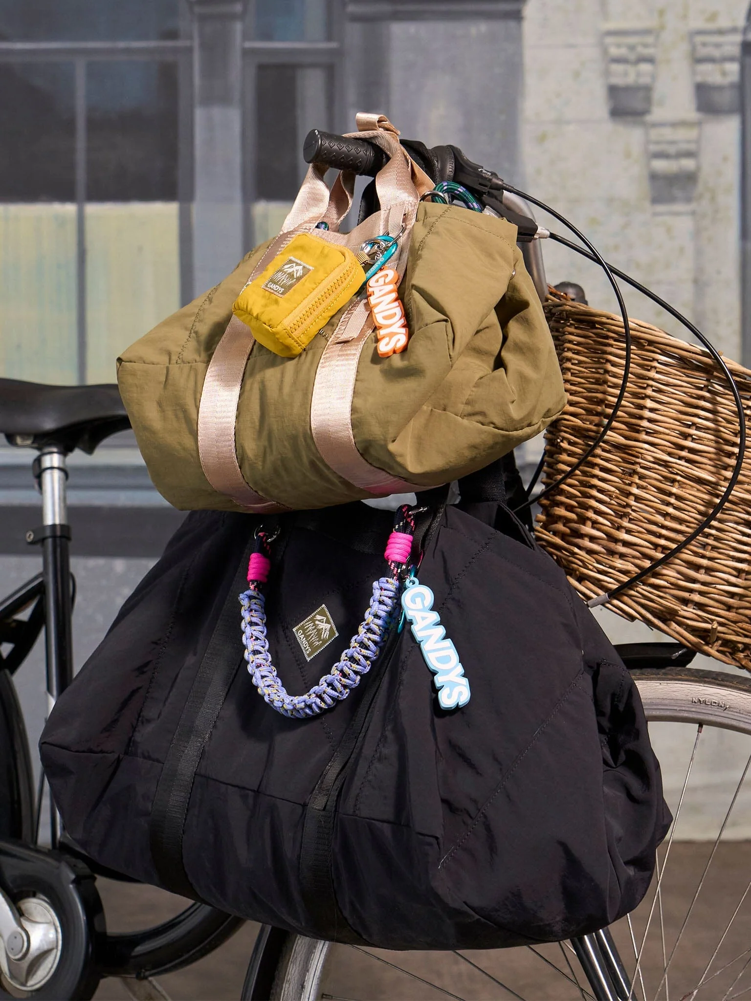 Carabiner Club Recycled Large Cube Weekend Bag in Black - Image 9