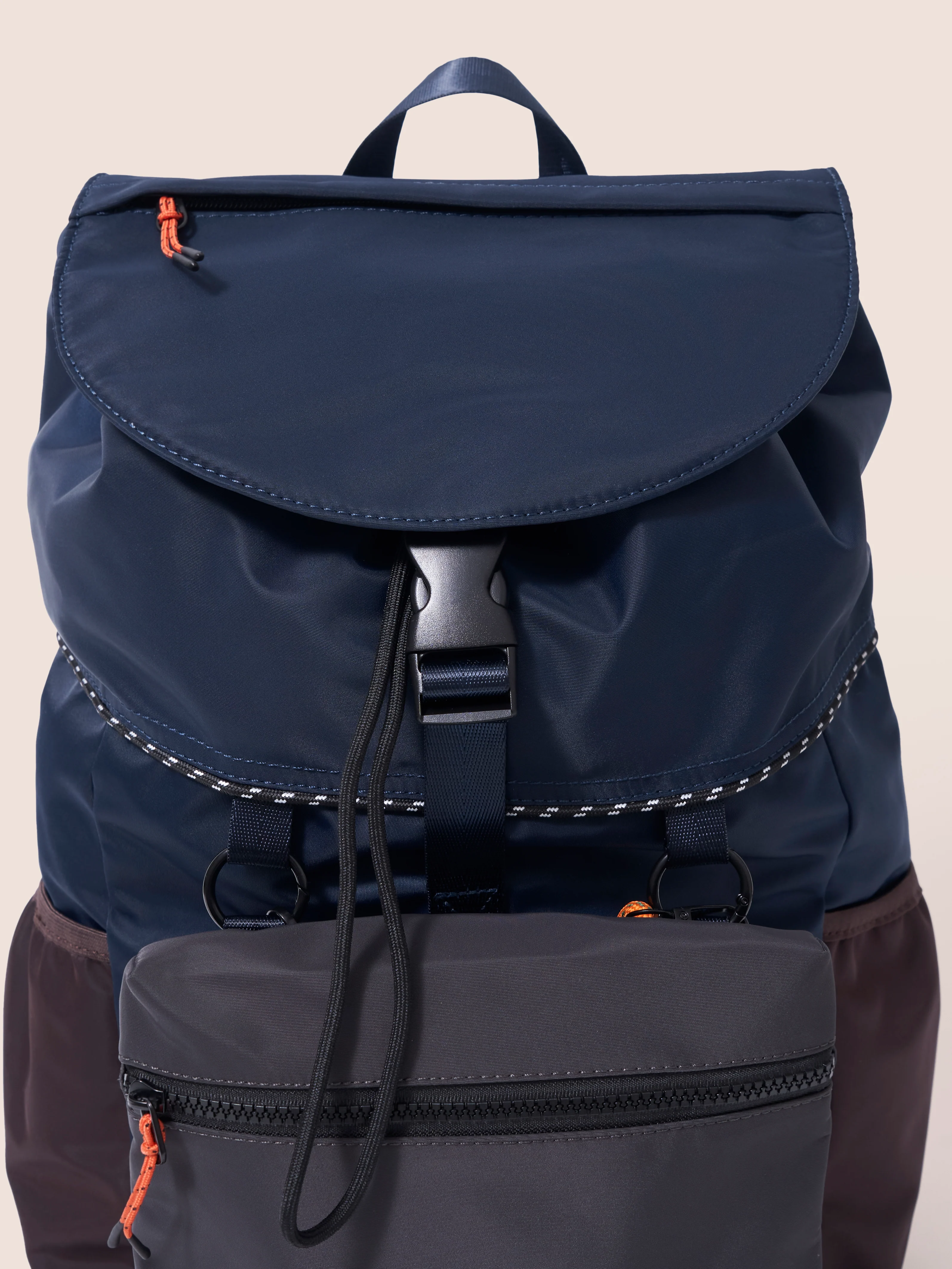 Urban Trek Recycled Modular 3 in 1 Backpack in Navy - Image 8